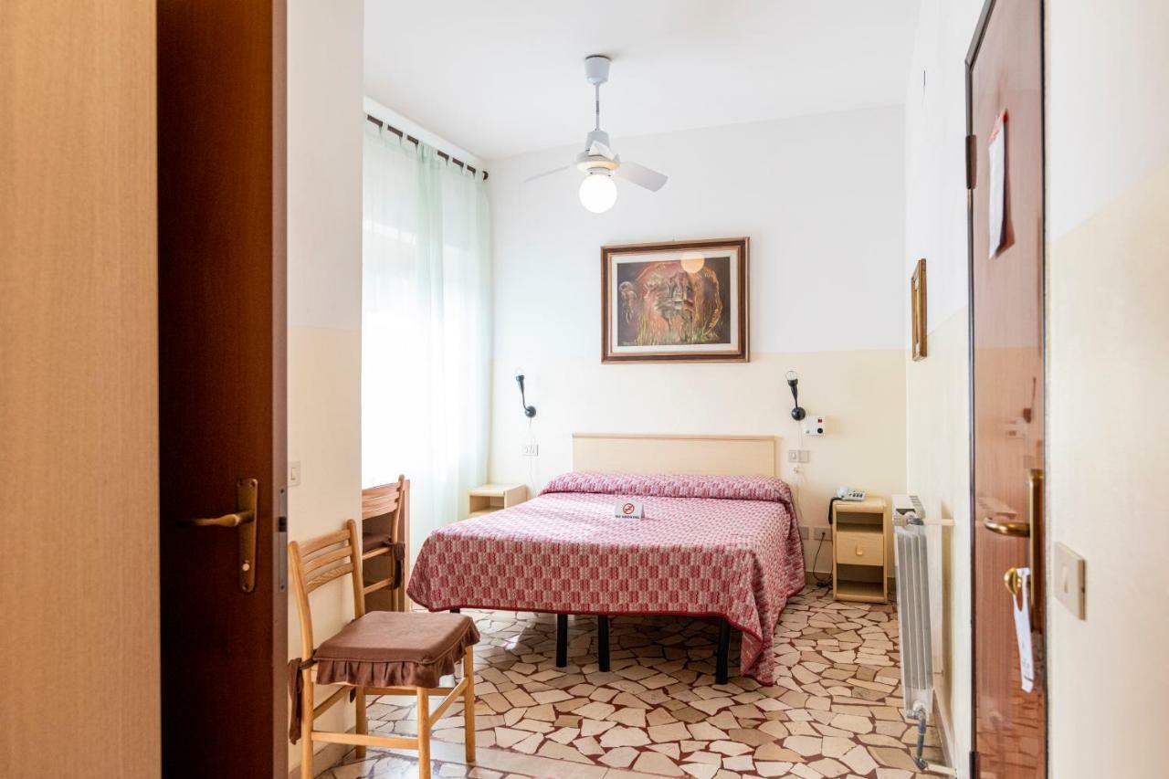 Villa Rosy Torre del Lago Puccini Dış mekan fotoğraf